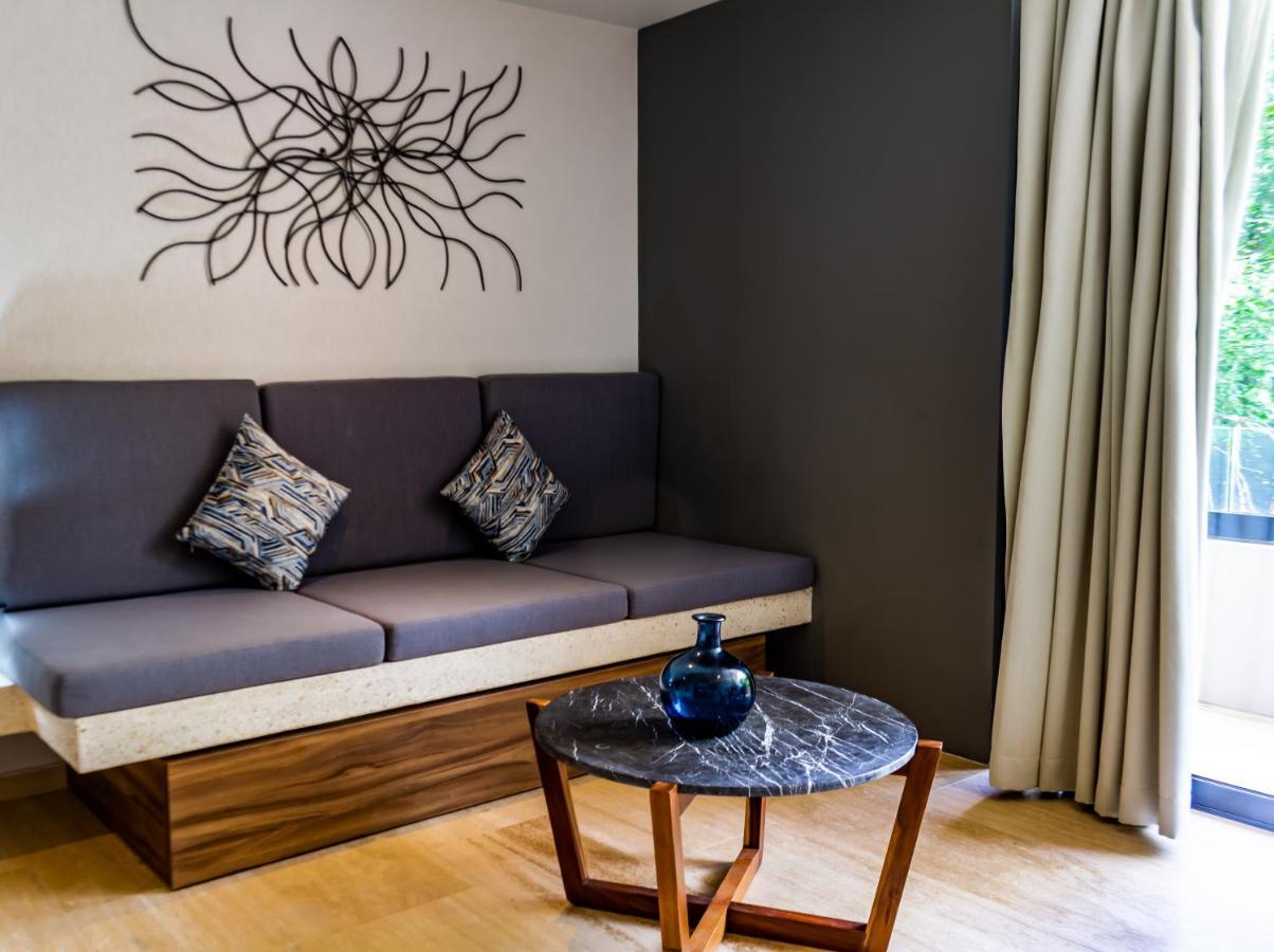 Big Studio At Kaab By The Beach With Roof Top Pool, Sauna And Jacuzzi Near Paseo Del Carmen Mall Playa del Carmen Exteriör bild