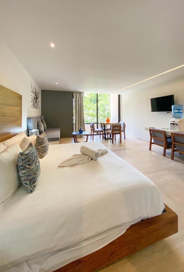 Big Studio At Kaab By The Beach With Roof Top Pool, Sauna And Jacuzzi Near Paseo Del Carmen Mall Playa del Carmen Exteriör bild