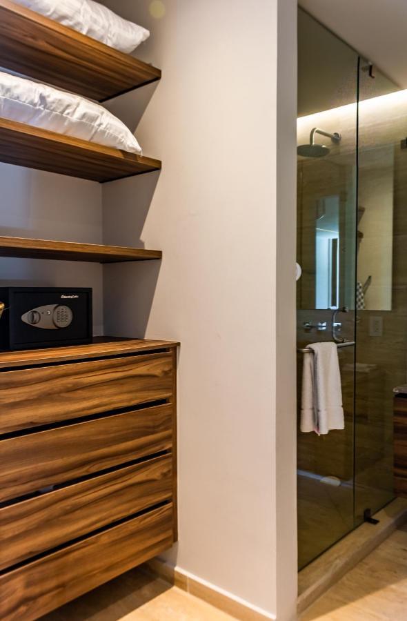 Big Studio At Kaab By The Beach With Roof Top Pool, Sauna And Jacuzzi Near Paseo Del Carmen Mall Playa del Carmen Exteriör bild
