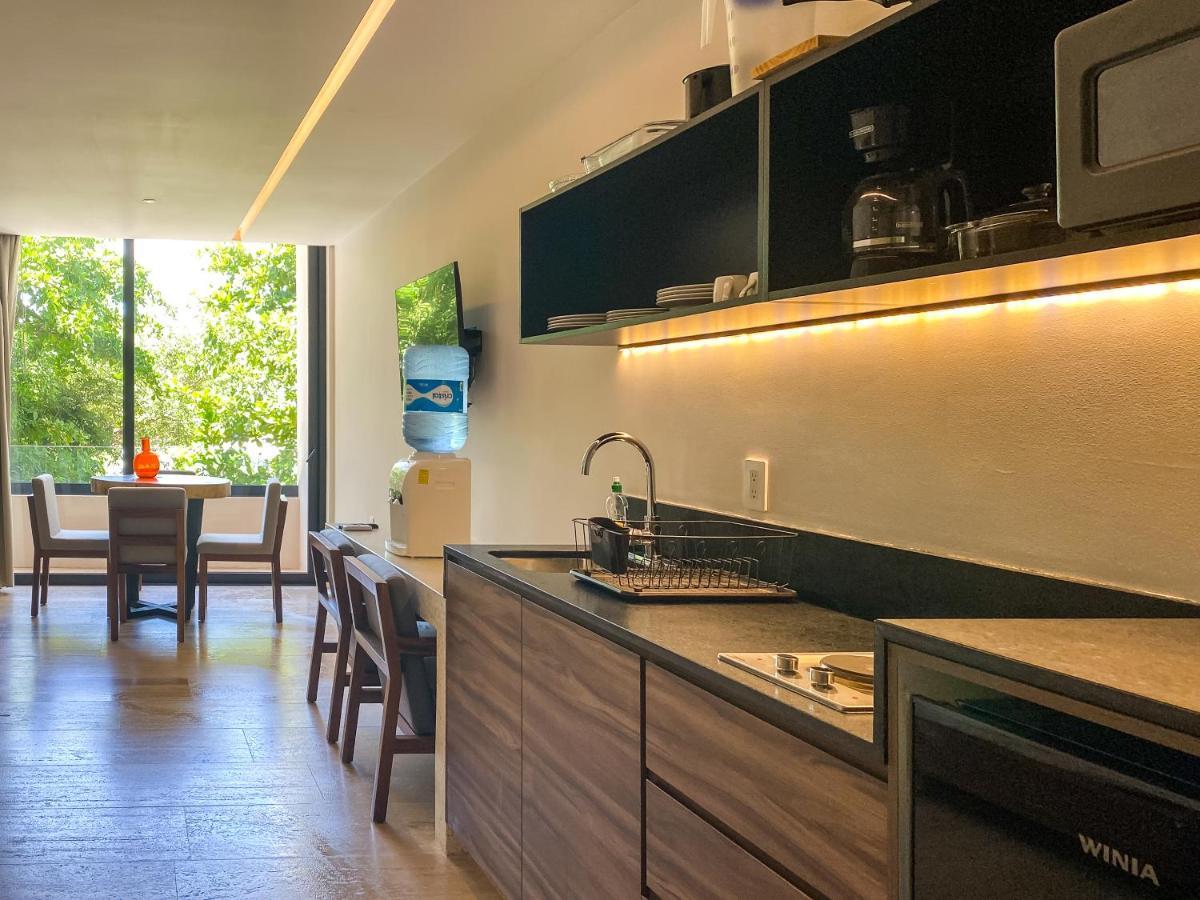 Big Studio At Kaab By The Beach With Roof Top Pool, Sauna And Jacuzzi Near Paseo Del Carmen Mall Playa del Carmen Exteriör bild